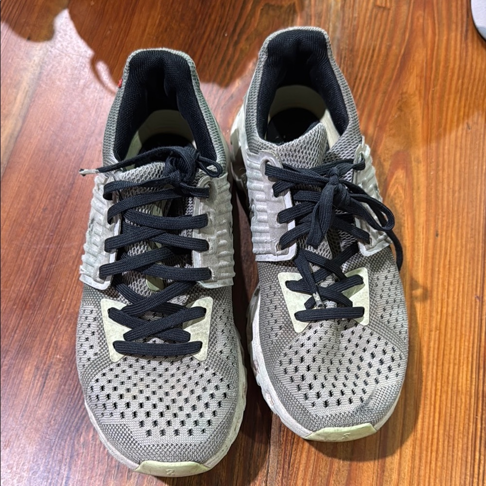 Men's Gray Athletic Shoes